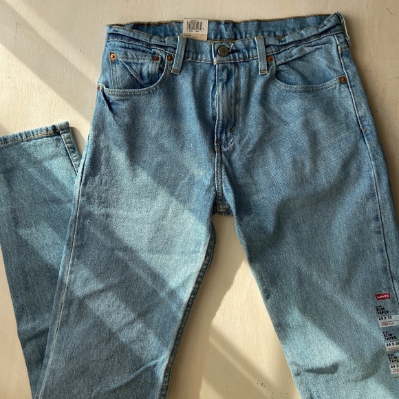 new LEVI'S blue denim jeans - Picture 3 of 4